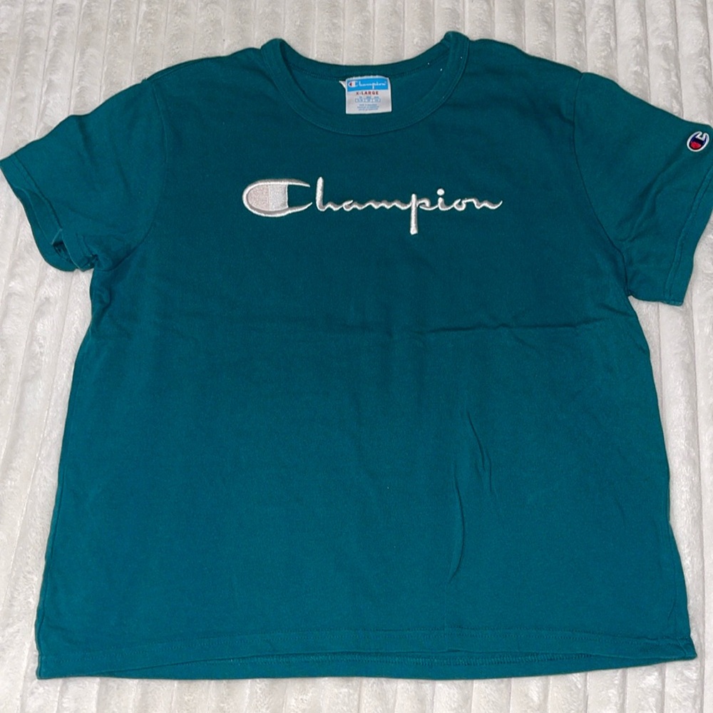 Champion Tee | Size XL